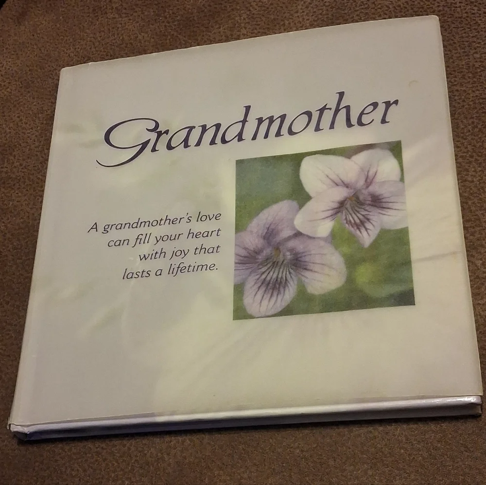Grandmother Sentiment Book with Floral Design